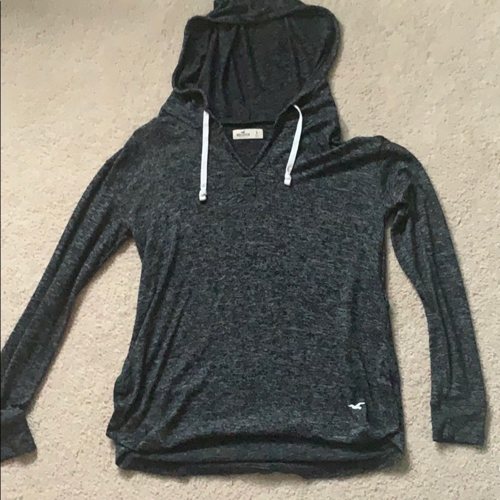 Hollister thin hooded long sleeve super trendy